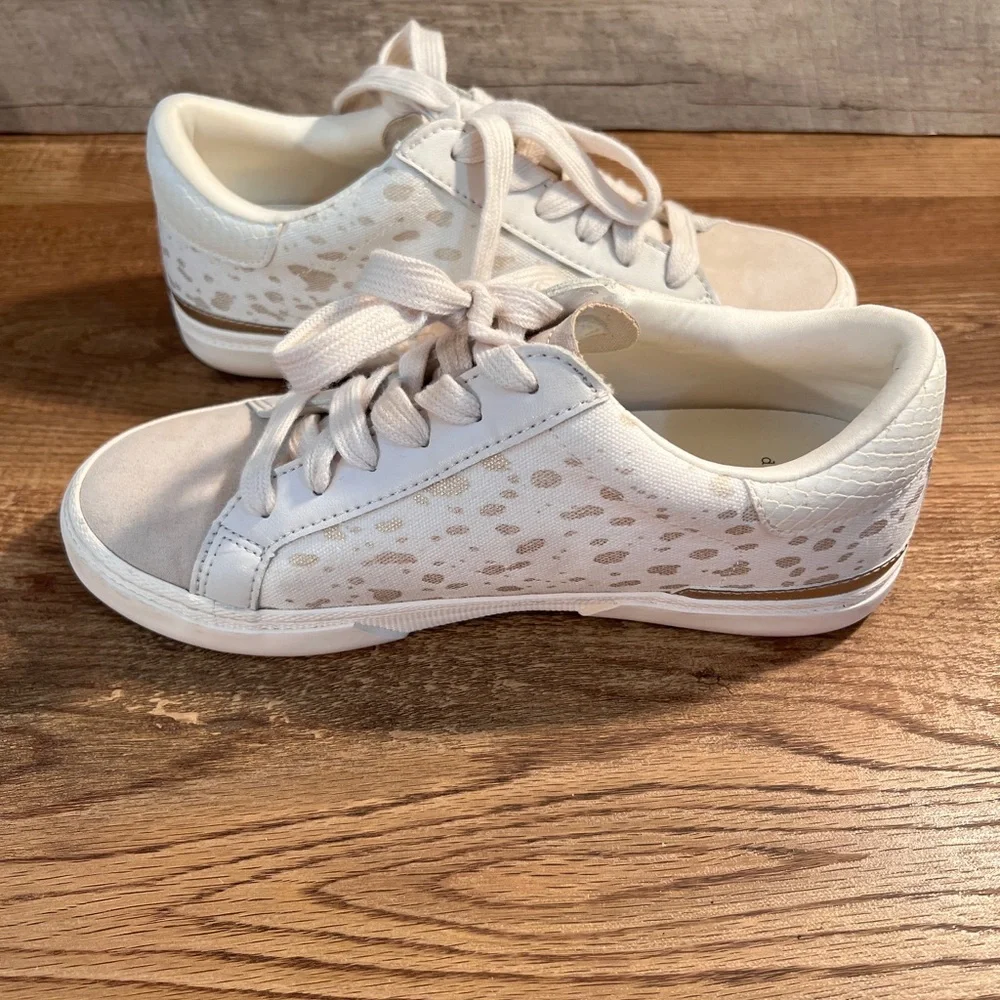 A New Day Women's Sneakers - Cream and White - Picture 6 of 11